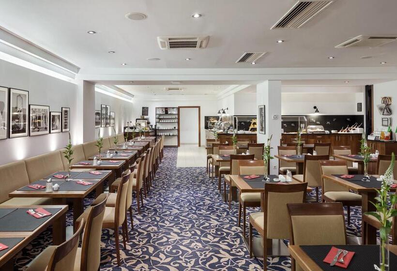 Hotel Rathauspark Wien, A Member Of Radisson Individuals