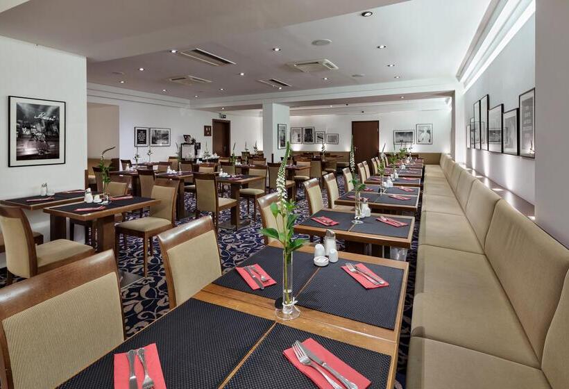 هتل Rathauspark Wien, A Member Of Radisson Individuals