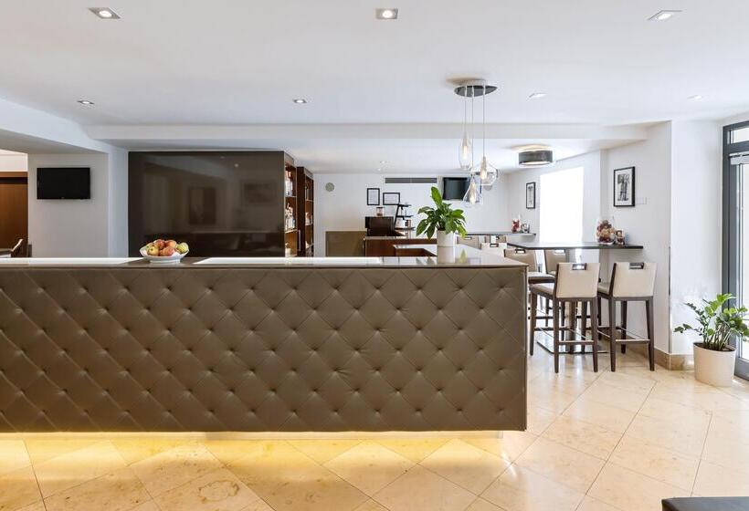 Hotel Rathauspark Wien, A Member Of Radisson Individuals