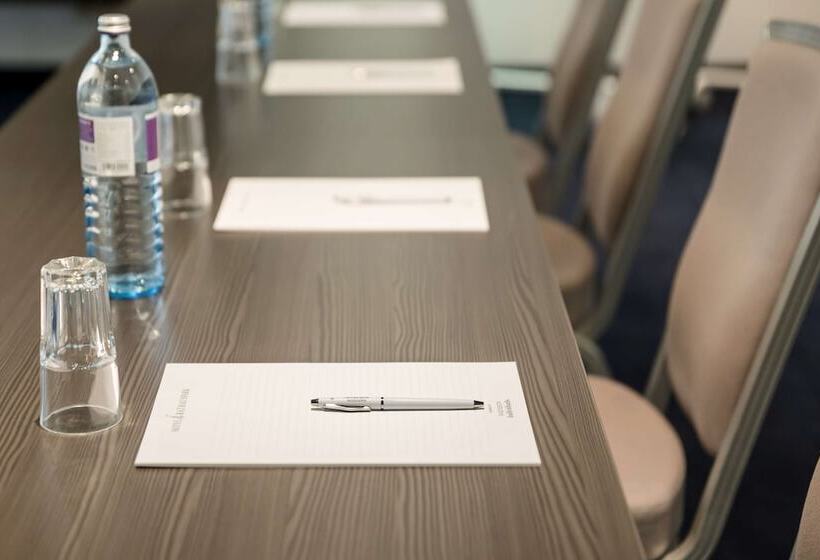 هتل Rathauspark Wien, A Member Of Radisson Individuals