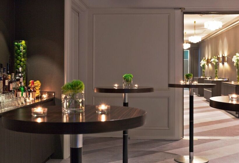 هتل Renaissance Wien