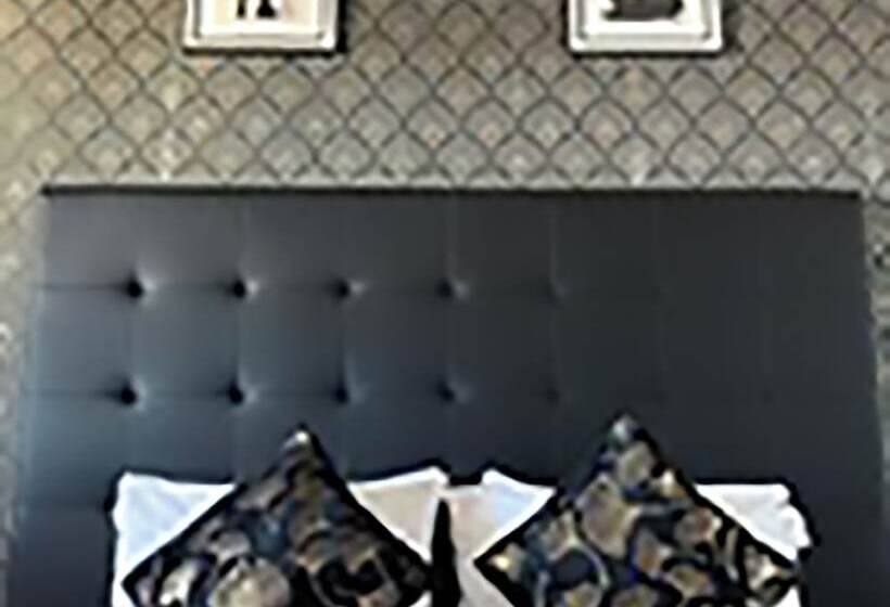 فندق Resothel Group