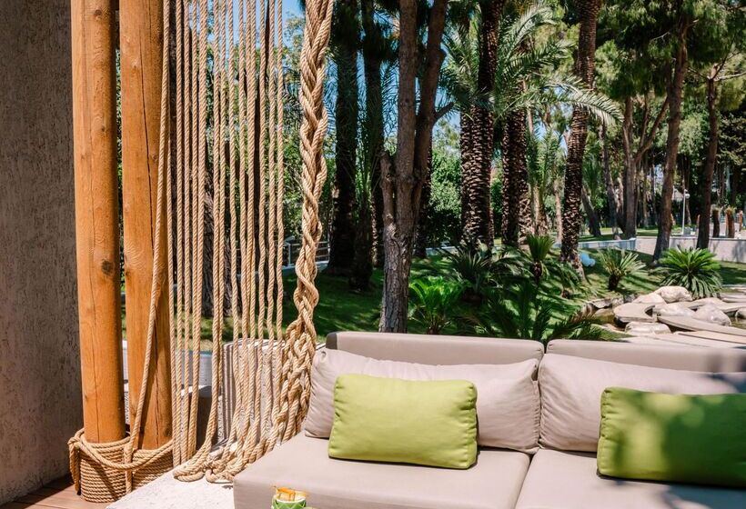 هتل Rixos Downtown Antalya, The Land of Legends Access