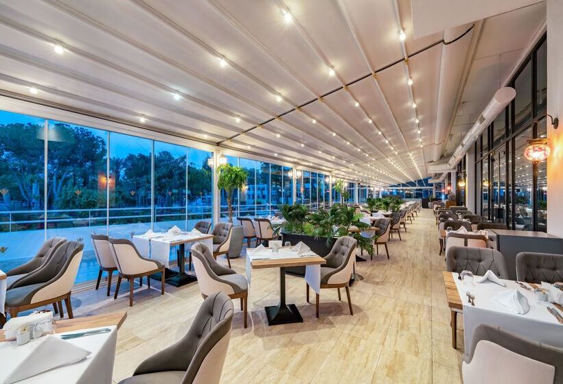 هتل Rixos Downtown Antalya, The Land of Legends Access