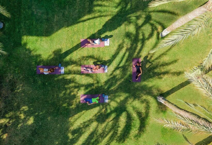 هتل Rixos Downtown Antalya, The Land of Legends Access