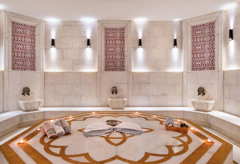 هتل Rixos Downtown Antalya, The Land of Legends Access