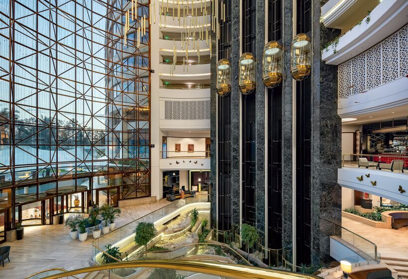 هتل Rixos Downtown Antalya, The Land of Legends Access