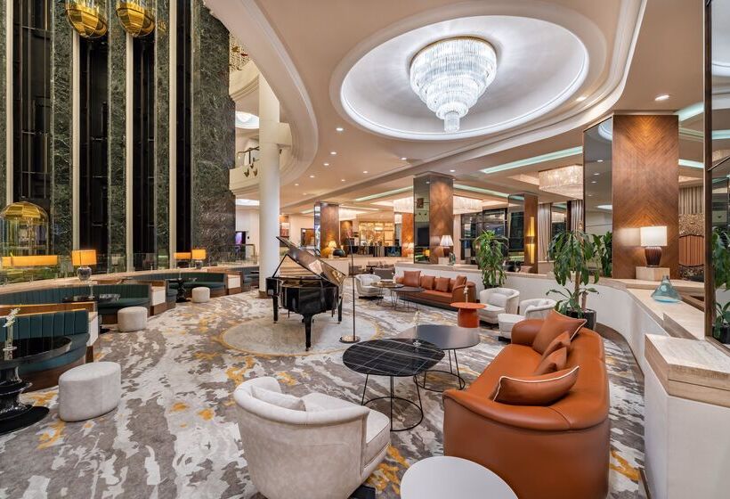 هتل Rixos Downtown Antalya, The Land of Legends Access