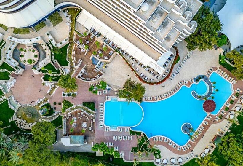 هتل Rixos Downtown Antalya, The Land of Legends Access