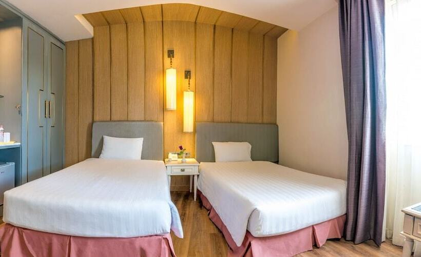 Royal Rattanakosin Hotel Sha Plus