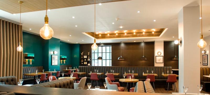 Отель Sandman Signature London Gatwick