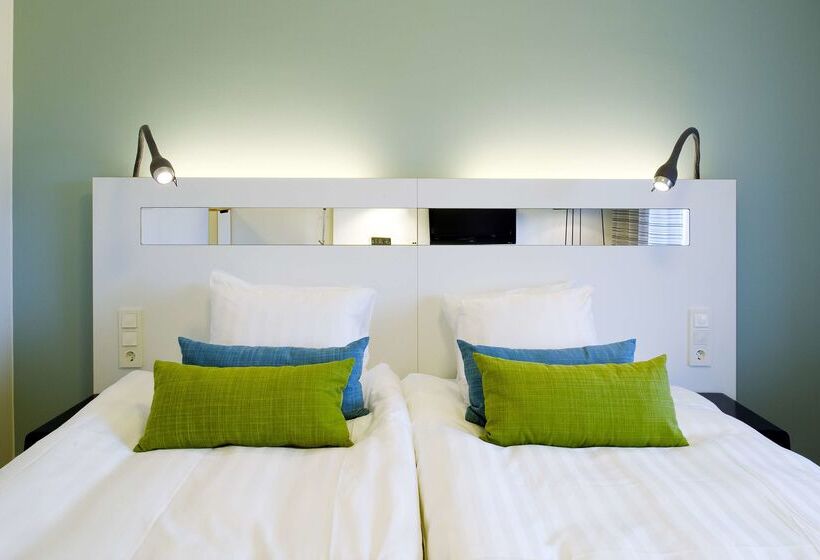 酒店 Scandic Infra City