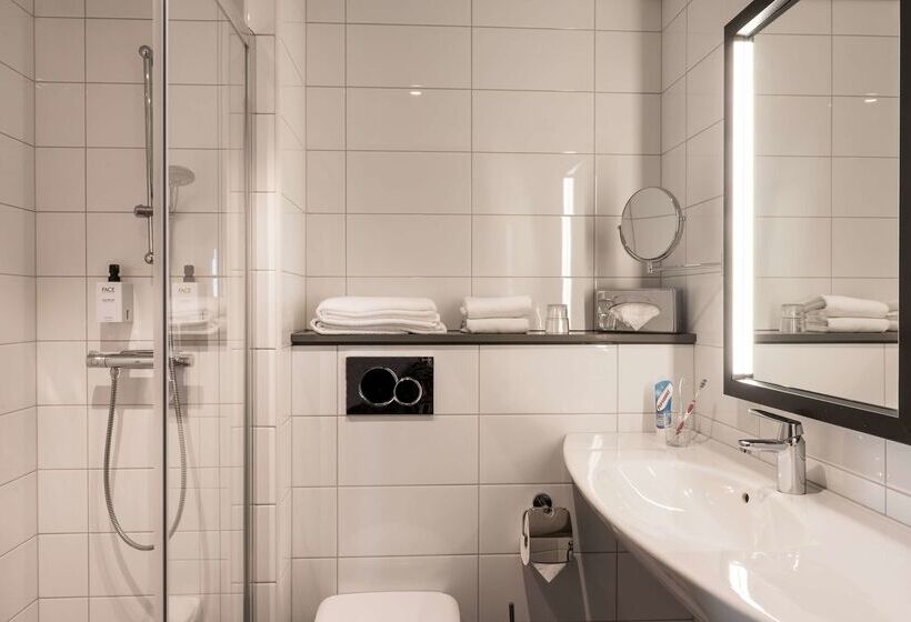 酒店 Scandic Infra City