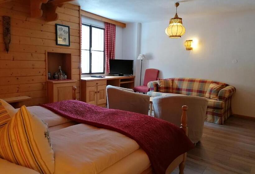 בית מלון כפרי Schlosswirt