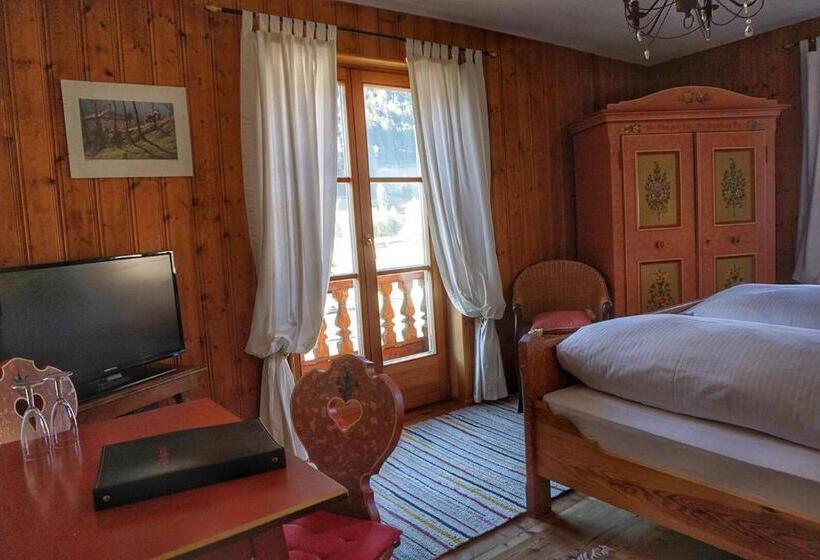 בית מלון כפרי Schlosswirt