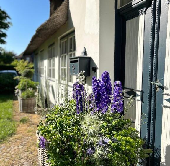 Отель Seiler Hof Keitum Garni