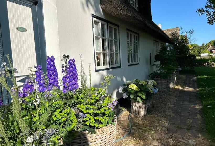 Отель Seiler Hof Keitum Garni