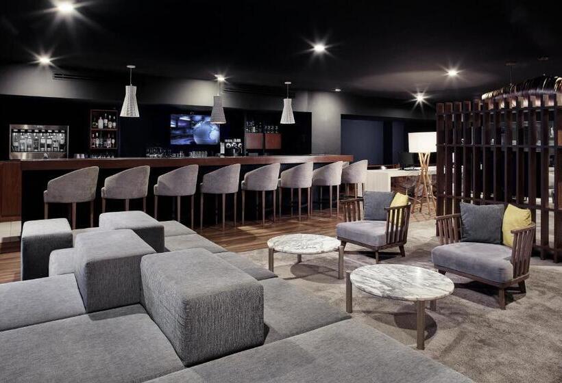 ホテル Wyndham Monterrey Ambassador Centro