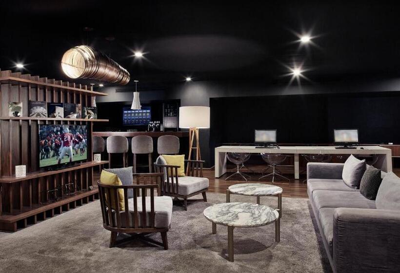 ホテル Wyndham Monterrey Ambassador Centro