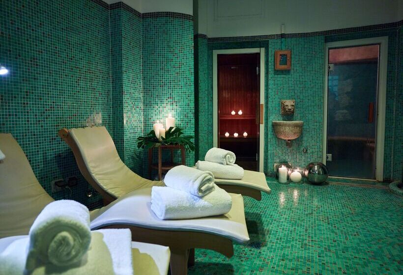 هتل Sina Villa Medici, Autograph Collection