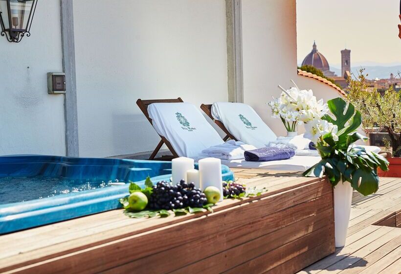 בית מלון כפרי Sina Villa Medici, Autograph Collection