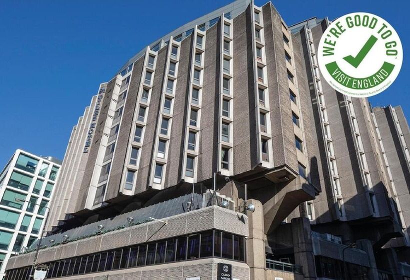 Отель St Giles London – A St Giles