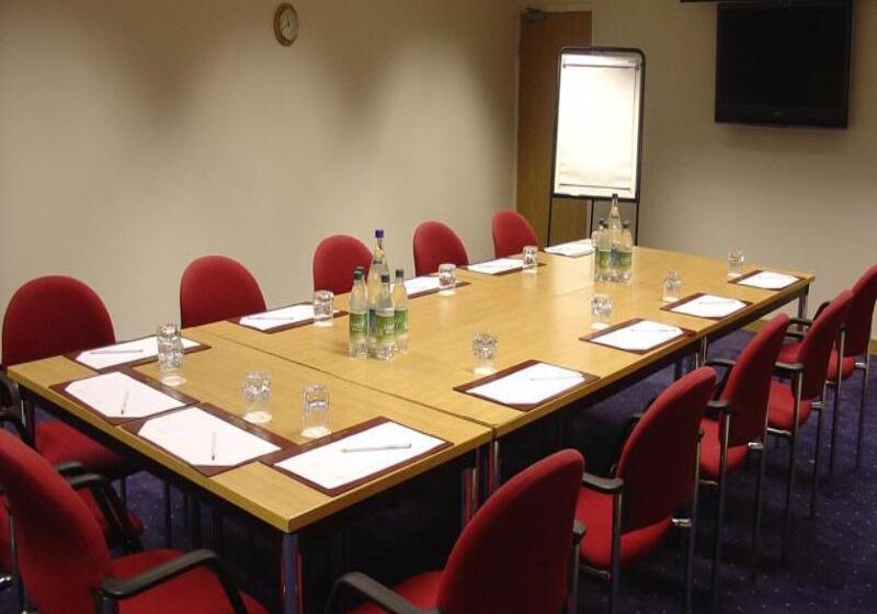 Отель St Giles London – A St Giles