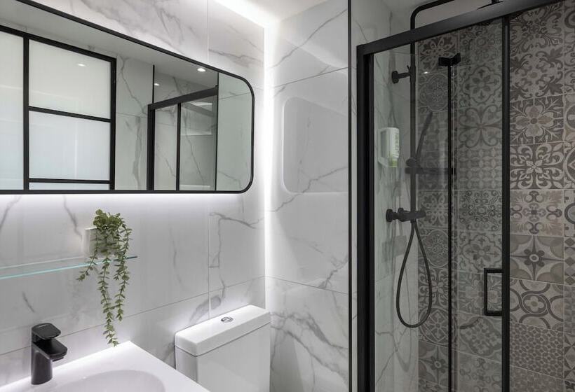 هتل St Giles London – A St Giles