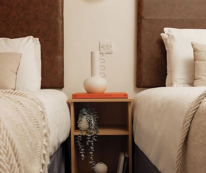 Отель St Giles London – A St Giles