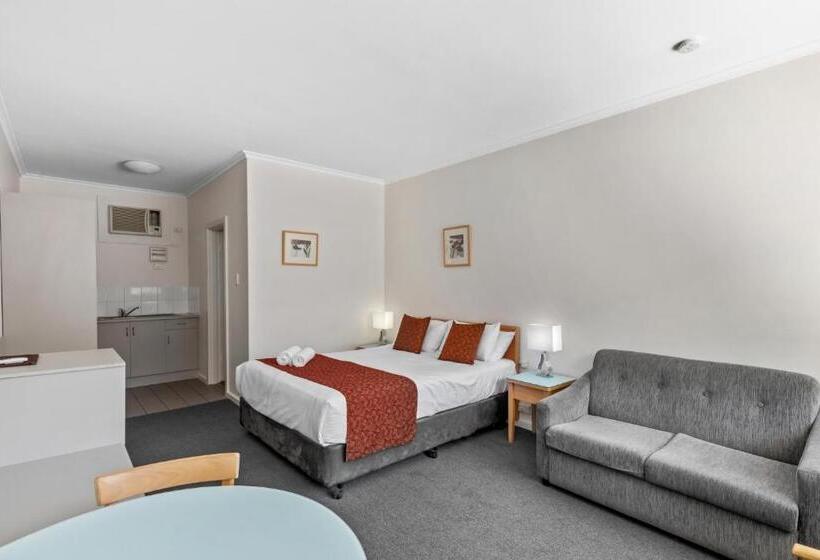 בית מלון כפרי Taft Apartments