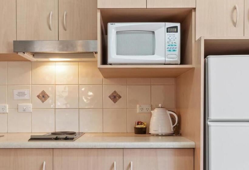 בית מלון כפרי Taft Apartments