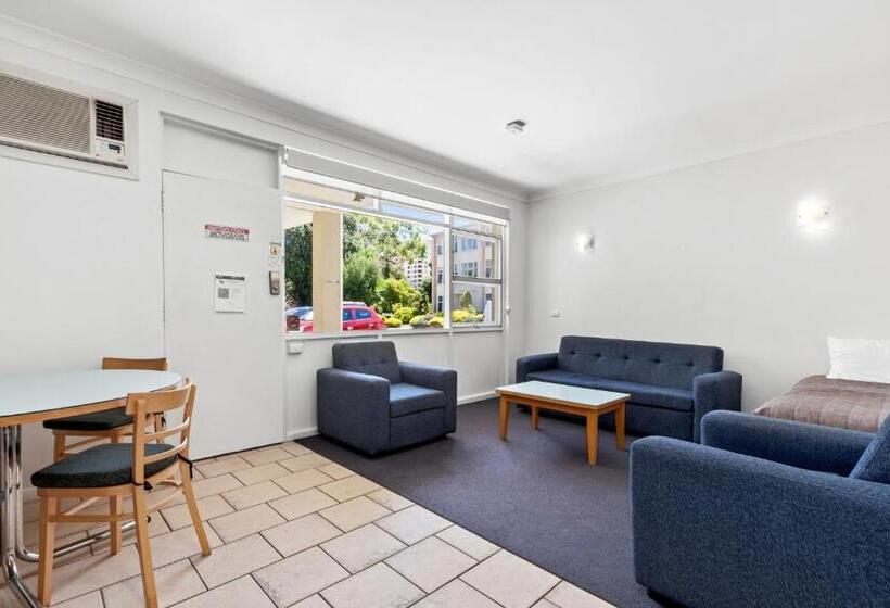 בית מלון כפרי Taft Apartments