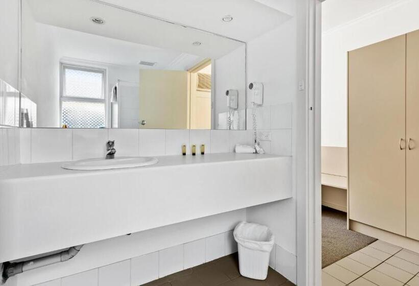 בית מלון כפרי Taft Apartments