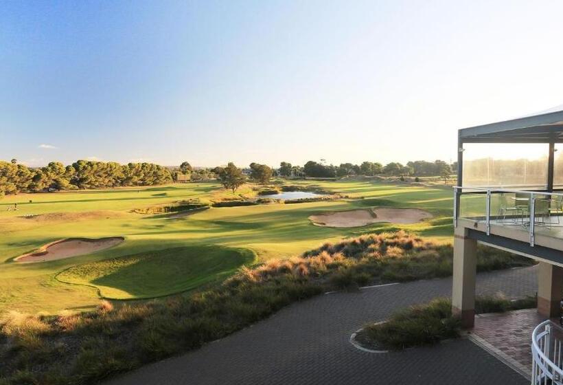 هتل Taft Apartments