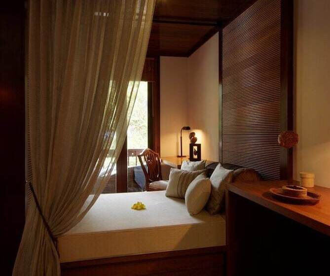 בית מלון כפרי Tanjong Jara Resort