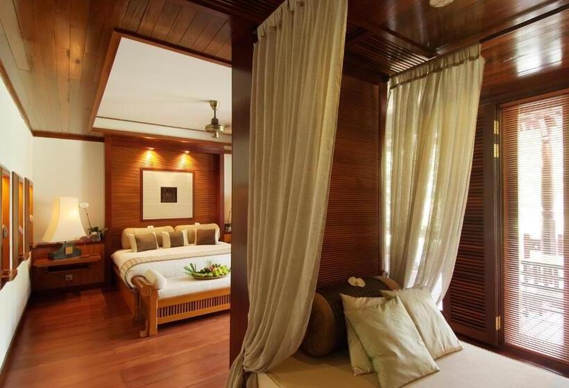 בית מלון כפרי Tanjong Jara Resort