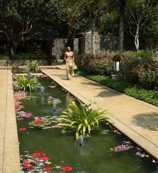 فندق Tanjong Jara Resort