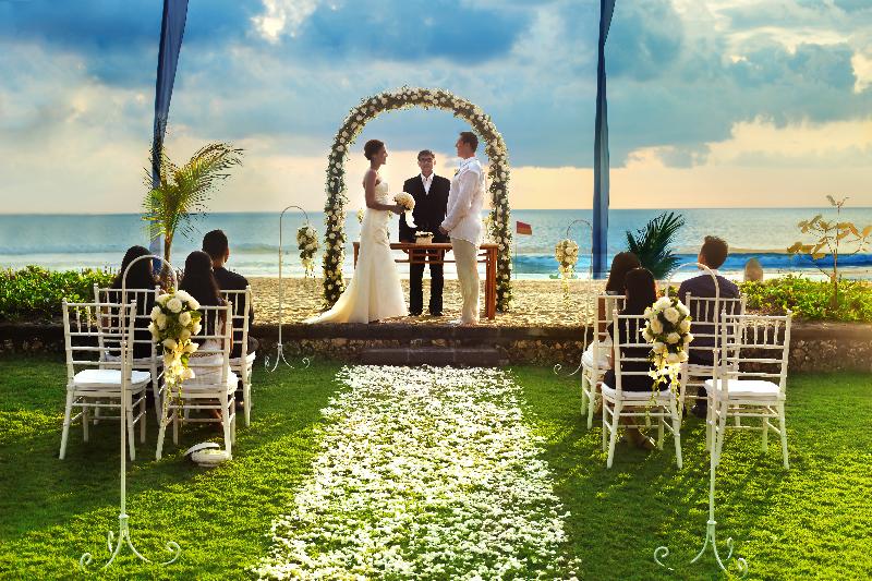 בית מלון כפרי The Oberoi Beach Resort, Bali