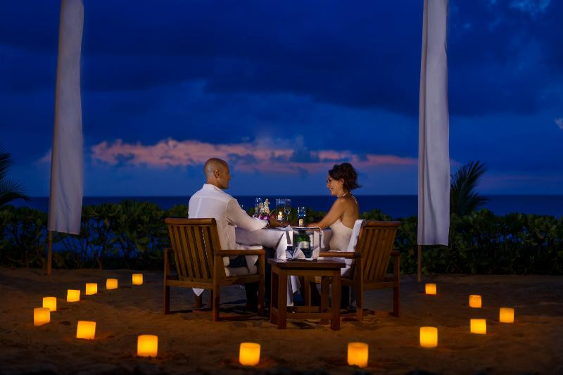 בית מלון כפרי The Oberoi Beach Resort, Bali