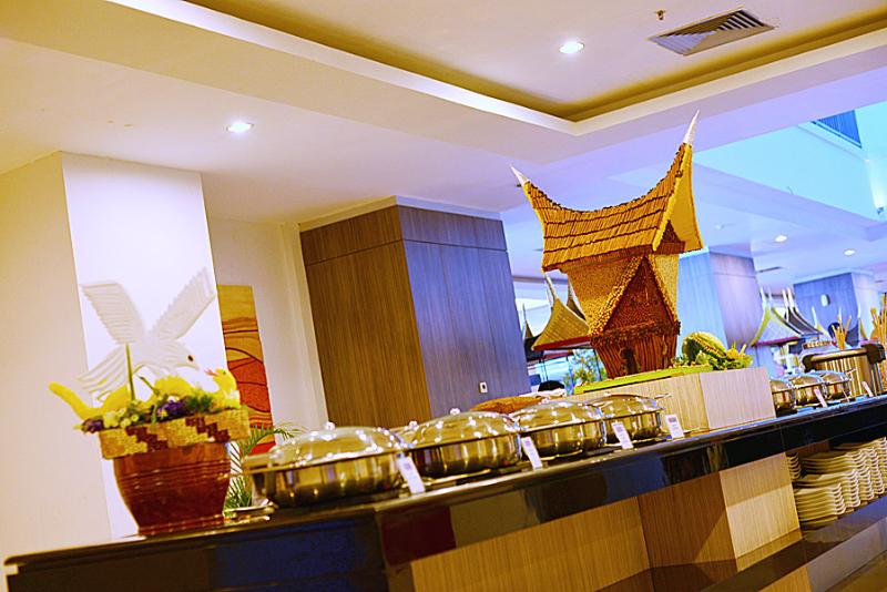 هتل Truntum Padang