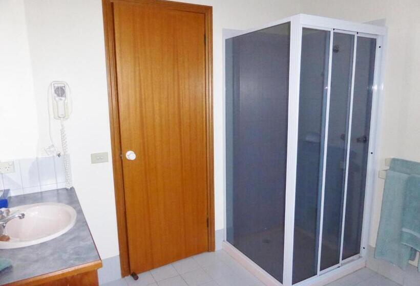 호텔 Victoriana Motor Inn