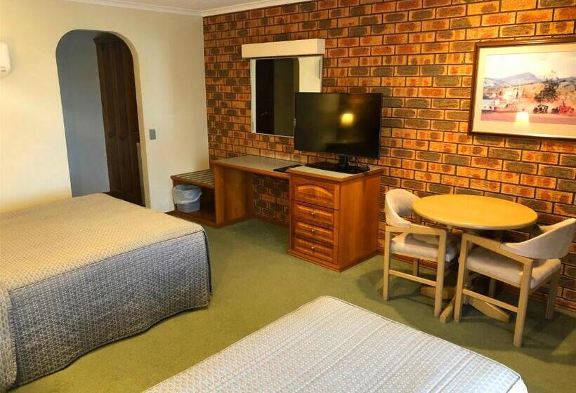 호텔 Victoriana Motor Inn