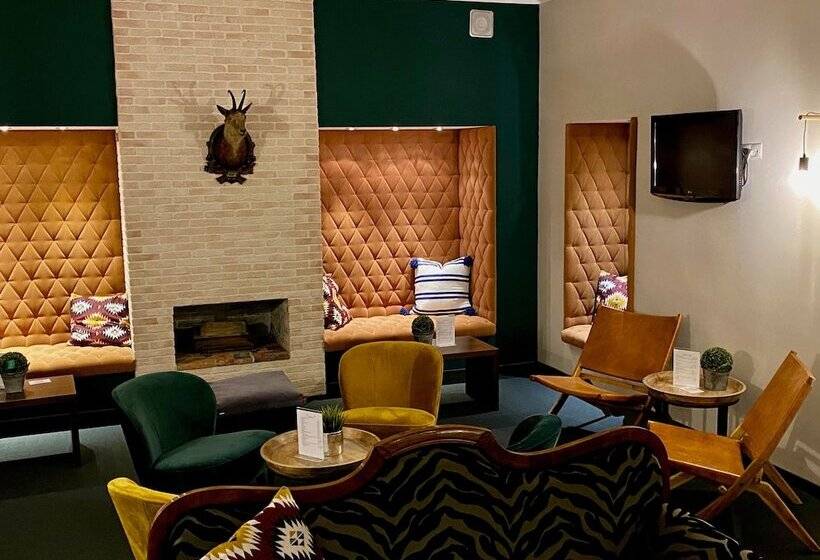 هتل Villa Carlton   Adults Only