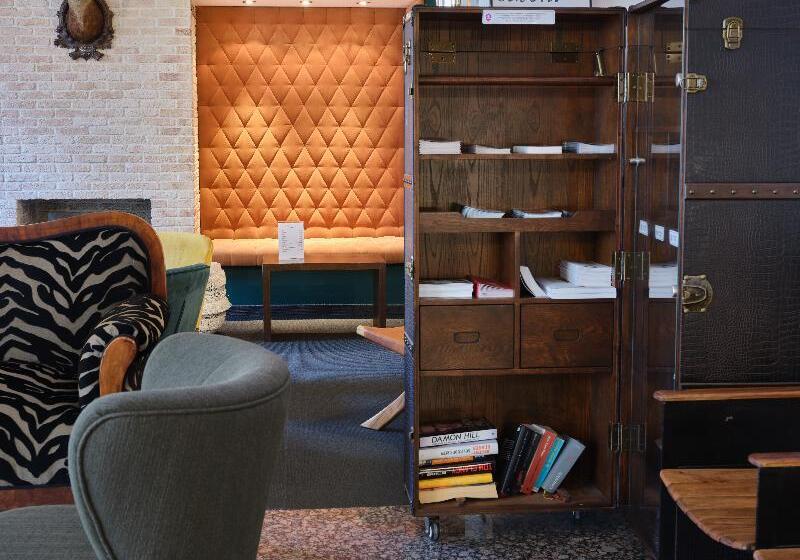 هتل Villa Carlton   Adults Only