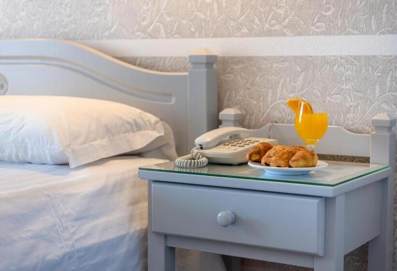 Irene Hotel   Beachfront