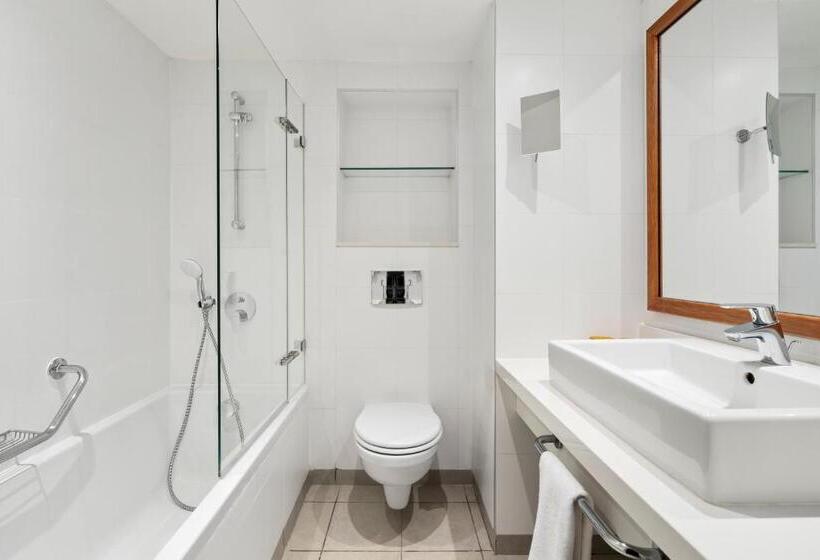 Sport Club By Isrotel Collection