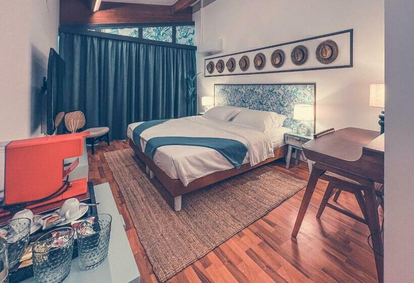 Marina House Primero