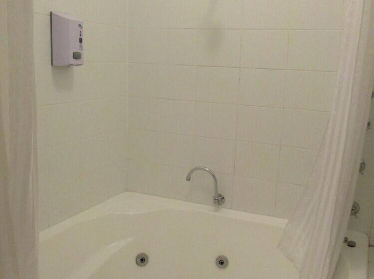 מוטל Cronulla Motor Inn