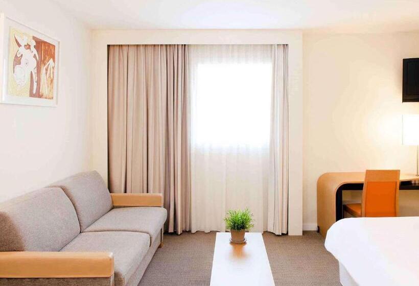 Novotel Nantes Centre Bord De Loire