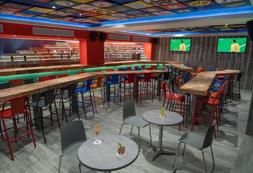 リゾートホテル Grand Park Royal Puerto Vallarta All Inclusive